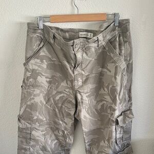 Women’s Camo Cargo Pants